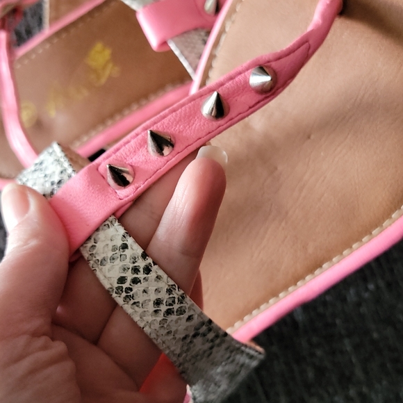Snakeskin print and Spike Sandles - Picture 2 of 4